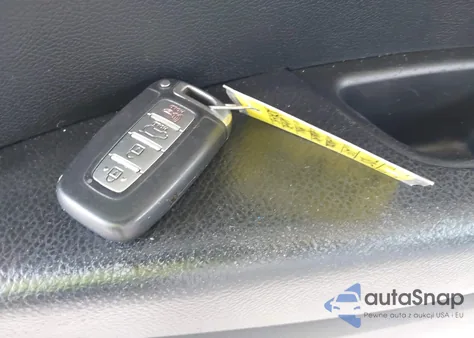 2017 Hyundai Veloster Value Edition из США, поврежденный, VIN KMHTC6AD7HU324250